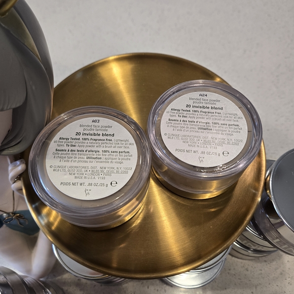 Clinique Blended Face Powder Set of 2  For $30  New & Sealed – Choose Shade - Picture 3 of 12